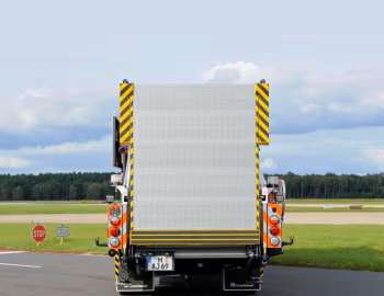Maurer M-TGM 18.340 4×4 BB Rettungstreppenfahrzeug Rosenbauer E5000 [Germany] '2016