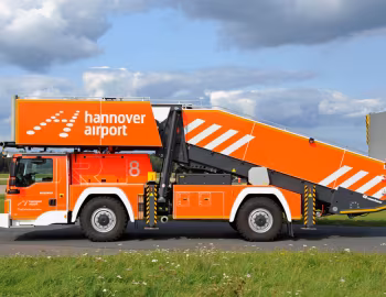 Maurer M-TGM 18.340 4×4 BB Rettungstreppenfahrzeug Rosenbauer E5000 [Germany] '2016