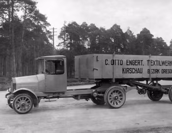 MAN-Saurer 4,5 t Kettenwagen-Sattelschlepper '1922