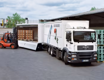 MAN TGA 18.360 6×2 Getränkekoffer '2000–07