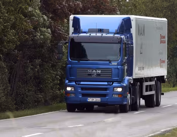 MAN TGA 18.430 D20 L-Cab Tractor '2004–07