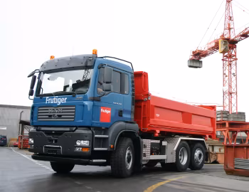 MAN TGA 26.430 6×4H-4 BL Moser three-way tipper '2004–07
