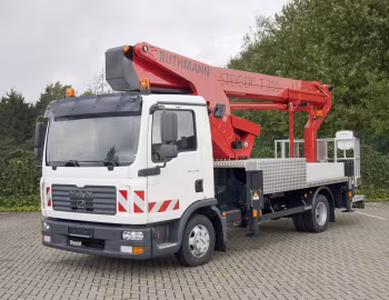 MAN TGL 7.150 Lift Platform '2008–12