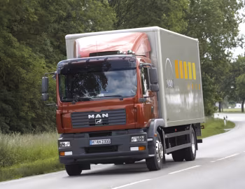 MAN TGM 18.280 mit Spier Kofferaufbau '2005–08