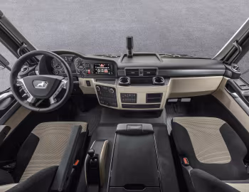 Interior MAN TGM 18.320 Kofferwagen '2017–20