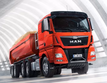 MAN TGX 26.560 tractor '2016–20