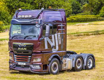 MAN TGX 26.640 GX Individual Lion S [UK-spec] '2023