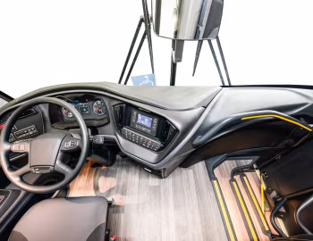 Painel frontal Marcopolo Viaggio 1050 (G8) '2024–pr.