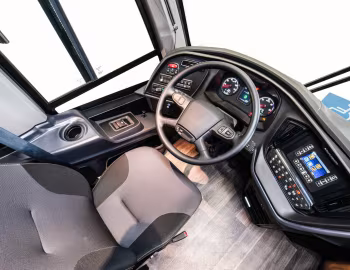 Painel frontal Marcopolo Viaggio 1050 (G8) '2024–pr.