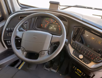 Panneau avant Volvo 6×2 Marcopolo Paradiso 1800 DD "450000th" [Peru] (G8) '12.2021