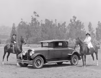 1926 Marmon Model D-74 Standard Coupe