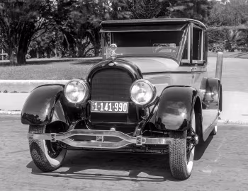 1924 Marmon Model 34 4-Passenger Coupe
