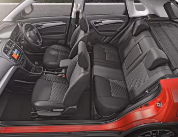 Интерьер Maruti Suzuki Vitara Brezza '2020–22