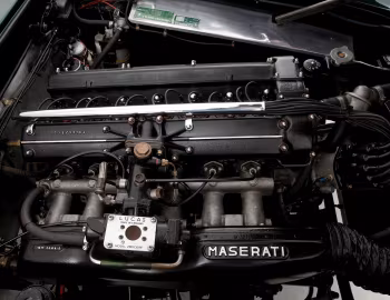 Sous la capuche Maserati 3500 GTi Sebring [UK-spec] (AM101) '1962–65