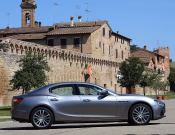 Maserati Ghibli '2013–17