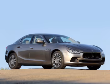Maserati Ghibli '2013–17