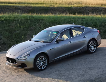 Maserati Ghibli '2013–17