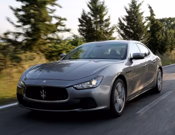 Maserati Ghibli '2013–17
