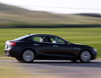Maserati Ghibli '2013–17