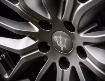 Maserati Ghibli [UK-spec] '2013–17