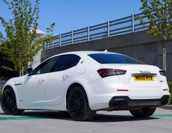 Maserati Ghibli Hybrid GranSport Nerissimo Pack [UK-spec] (M157) '2020–21