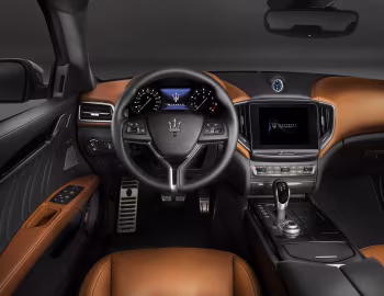 Panneau avant Maserati Ghibli S GranLusso '2017–20
