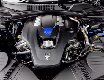 Bajo el capó Maserati Ghibli S Q4 GranLusso (M157) '2020–21