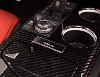 Intérieur 2020 Maserati Ghibli S Q4 GranSport "Edizione Ribelle" [North America] '2020