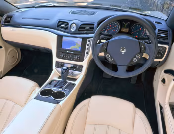 Panneau avant Maserati GranCabrio [Australia] (M145) '2010–17