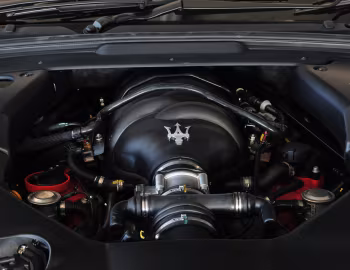 Sous la capuche Maserati GranCabrio MC [Australia] (M145) '2013–17