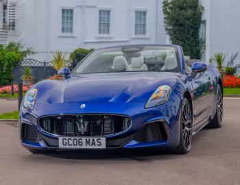 Maserati GranCabrio Trofeo [UK-spec] (M189) '2024–26