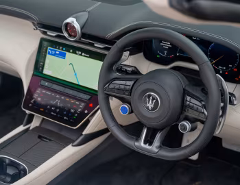 Panneau avant Maserati GranCabrio Trofeo [UK-spec] (M189) '2024–26