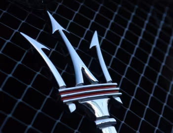 Logo Maserati GranSport [Australia] '2004–07