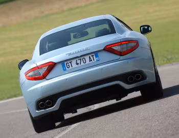 Maserati GranTurismo S Automatic [Worldwide] (M145) '2009–12