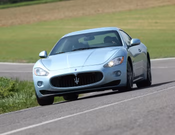 Maserati GranTurismo S Automatic [Worldwide] (M145) '2009–12