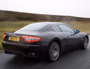 Maserati GranTurismo [UK-spec] (M145) '2007–17