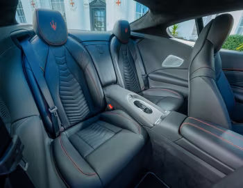 Intérieur Maserati GranTurismo Trofeo [UK-spec] (M189) '2023–26