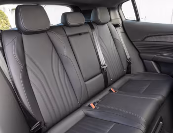 Intérieur Maserati Grecale Essenza [Japan] (M182) '2025–26