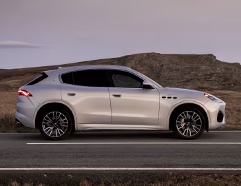 Maserati Grecale GT [UK-spec] (M182) '2022–24