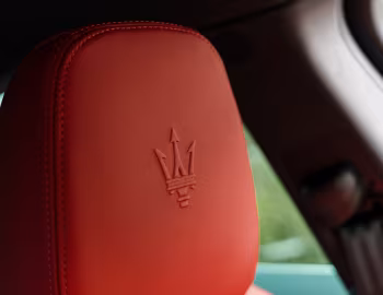 Interior Maserati Grecale GT [UK-spec] (M182) '2022–24
