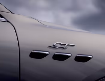 Maserati Grecale GT [UK-spec] (M182) '2022–24