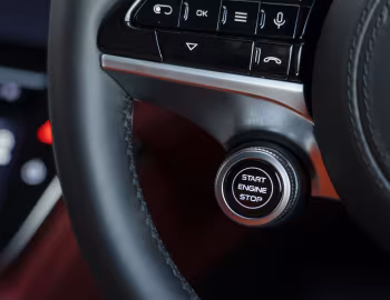 Interior Maserati Grecale GT [UK-spec] (M182) '2022–24