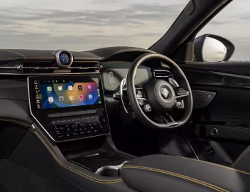 Interior Maserati Grecale Modena [UK-spec] (M182) '2022–26