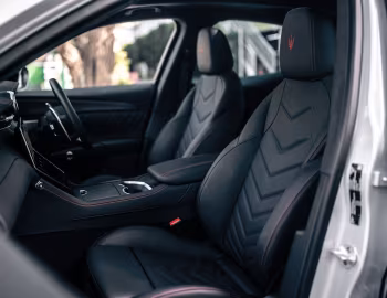 Interior Maserati Grecale Trofeo [Japan] (M182) '2023–26
