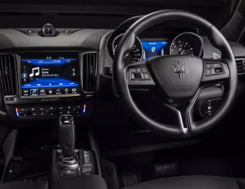 Panneau avant Maserati Levante [Australia] (M161) '2017–20