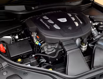 Sous la capuche Maserati Levante [Australia] (M161) '2017–20