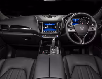 Panneau avant Maserati Levante [Australia] (M161) '2017–20