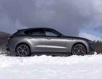 Maserati Levante Q4 GranSport Nerissimo Pack (M161) '2020–21
