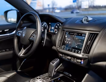 Intérieur Maserati Levante Q4 GranSport Nerissimo Pack (M161) '2020–21