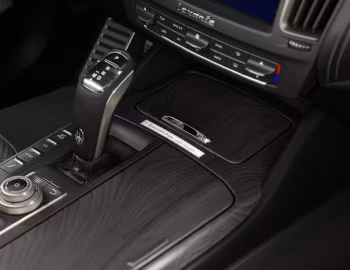 Intérieur Maserati Levante S Q4 GranSport "Zegna PELLETESSUTA" '2019–20